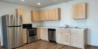 1425 Peterson Drive - 407 Gallery 1