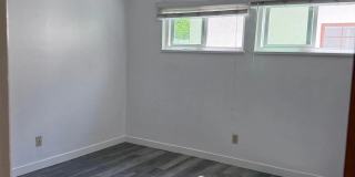 471 E Ave Gallery 1