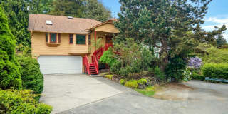 12013 TG SMILOWICZ Gallery 1