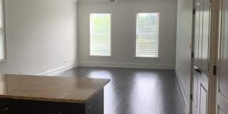 2500 Green Bay Gallery 23