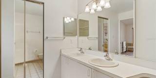 841 WATERSIDE DRIVE Gallery 21