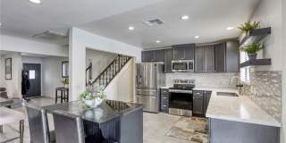 4562 Skyland Drive Gallery 8