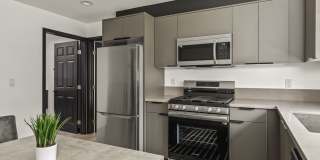 Single Room with a Jack and Jill Bathroom at 10773 Ashton Unit 1 - Room 1 Gallery 9