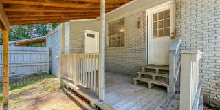 RENOVATED 2/1 w/ New Flooring/Paint, Fenced Yard, Deck, Walk In Closets, Granite Counters, & Stainless Appliances ! Avail NOW for $1295/month Gallery 30
