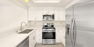 Newly Renovated Carmel Valley Home with Private Yard & Modern Finishes! Gallery 1