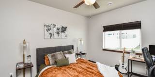 Stylish Townhome in Harrisburg School District – Open Floor Plan & Loft! Gallery 17