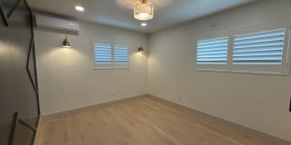 114 South Emerald Place Gallery 1
