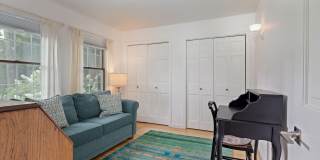 32 Burton Road Gallery 8