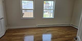 19 OAK ST Gallery 12