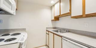 University Court Apartments Gallery 37