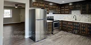 1801 N 63rd Dr Gallery 8