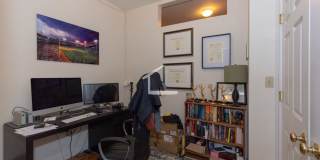 Large, Beautiful renovated 1 bed Gallery 6