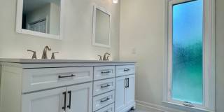 Updated 3 Bed, 2.5 Bath Single Family Home Gallery 19