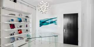 900 Biscayne Boulevard Gallery 9