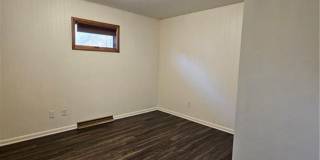 2bd/1bth Duplex in Kent with detached garage Gallery 15