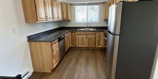 SPACIOUS 3-BEDROOM HOME NEAR OREGON TECH AND SKY LAKES  Located just 1.5 miles from Oregon Tech and Sky Lakes Medical Center, thi Gallery 1