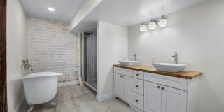 Thiel on 9th Gallery 41