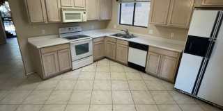 8541 West Mariposa Drive Gallery 4