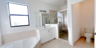 244 Northeast 210th Way Gallery 17