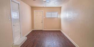 Cozy Remodeled Home Near Downtown Gallery 5