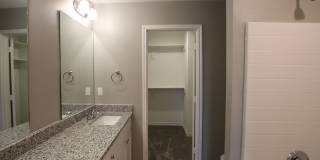2 Bedroom 2 Bath Townhome! Whitehouse ISD! Now offering 1/2 OFF FIRST FULL MONTHS RENT! Gallery 17