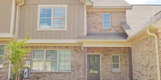 Town Home for Rent in Chelsea.. Available to View with 48 Hour Notice!!! Gallery 1