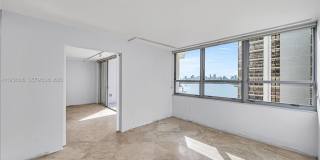 11 Island Ave Gallery 18