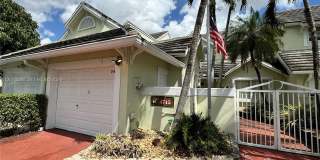 4745 NW 98th Pl Gallery 1