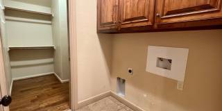 202 Captains Court Gallery 28