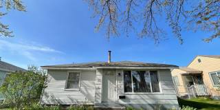 Northside 3 Bedroom Fenced with Huge Shop Gallery 1