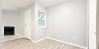 Saybrook Condo! 1 Bed/1 Bath with In-Unit Washer & Dryer & Covered Patio! Gallery 10