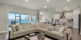 6489 NW Cloverdale Ave Gallery 1
