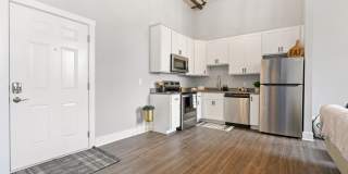 New South Side Apartments at 905 Bingham Gallery 23