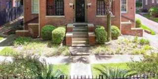 Wales Garden- Fully Furnished Unit Gallery 1