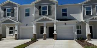 For Rent 3 Bedrooms Townhouse with Garage  in the ChampionsGate area Gallery 1