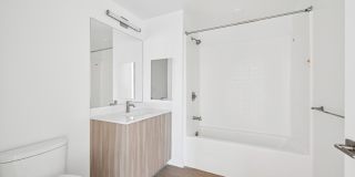 1915 Park Gallery 19