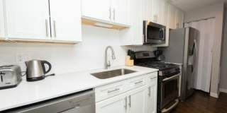 841-2B West Barry Ave. Gallery 6