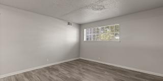 Crossings at Midtown Gallery 87