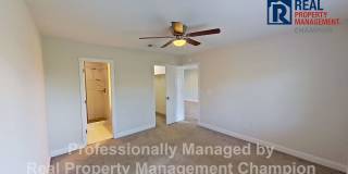 Beautiful Upper-Level Condo with Convenient Mid-Town Location Gallery 11