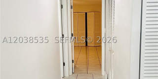 11952 SW 37th Ter Gallery 13