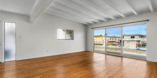 1440 Manhattan Beach Gallery 4