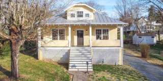 W Parents - Fully Furnished and Renovated Home Gallery 1