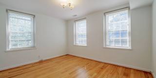 Sunny & Renovated 2BR 1BA in NW DC McLean Gardens Oasis! Gallery 16