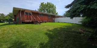 Cute 2-bedroom duplex in Normal! Gallery 18