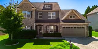 Spacious & Inviting Home in a Convenient Location Gallery 1
