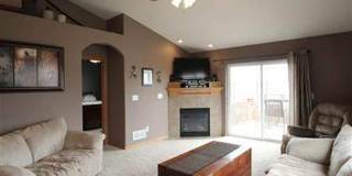 Quiet North Liberty Townhouse - CCA School District Gallery 3