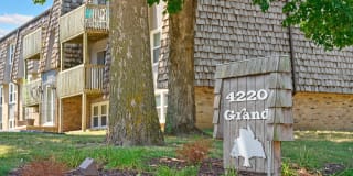 The 4220 Grand Apartments Gallery 1