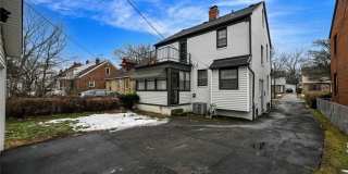 3699 Bainbridge Road Gallery 2