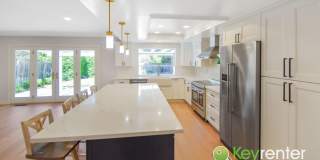 Beautiful 4 Bed / 3 Bath Bollinger Hills Home with Gorgeous Remodeled Kitchen! Gallery 28