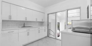 1107 El Rado Street Gallery 4